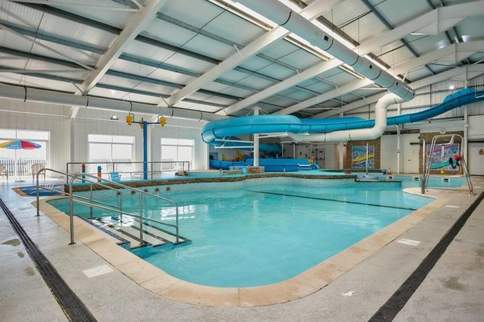 The Lock Castle Gate Carmarthen Bay Parkdean Resort Ferryside Esterno foto